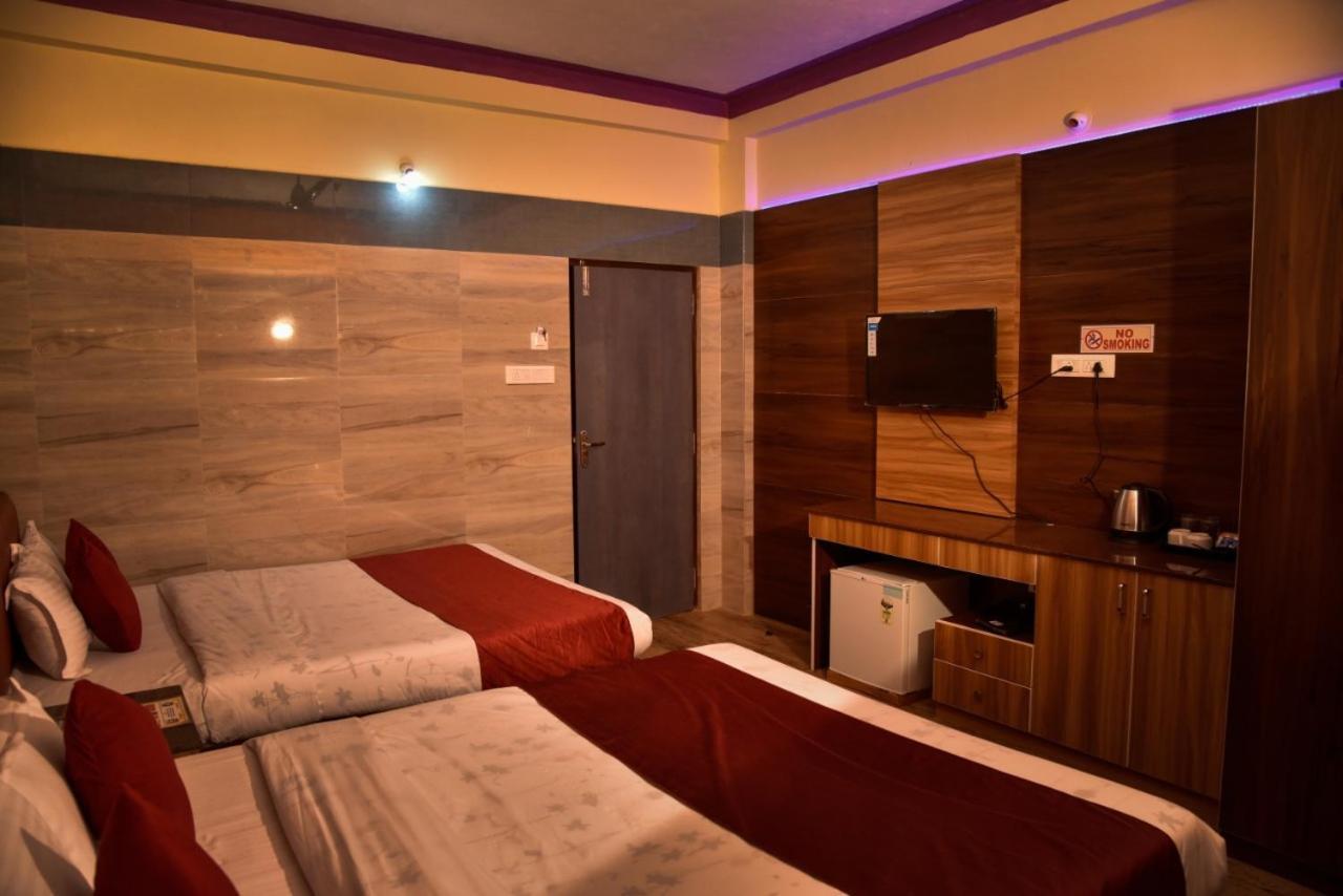 Sree Varada International Gokarna  Exterior foto